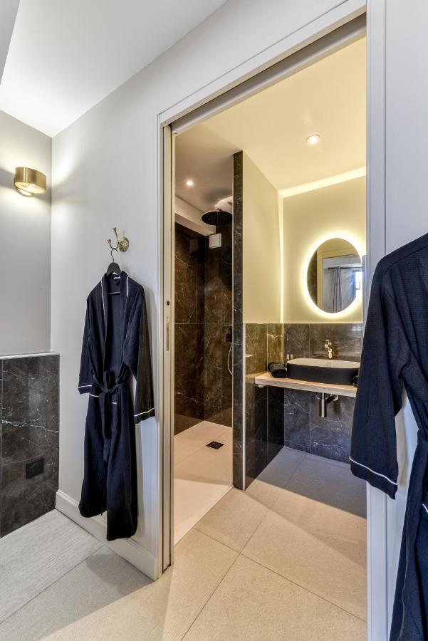 Les Gites De Laure - O Lit Divin, Instant De Volupte, Balneo Sauna, Climatisation, Netflix, 160M De La Cite Medievale قرقشونه المظهر الخارجي الصورة